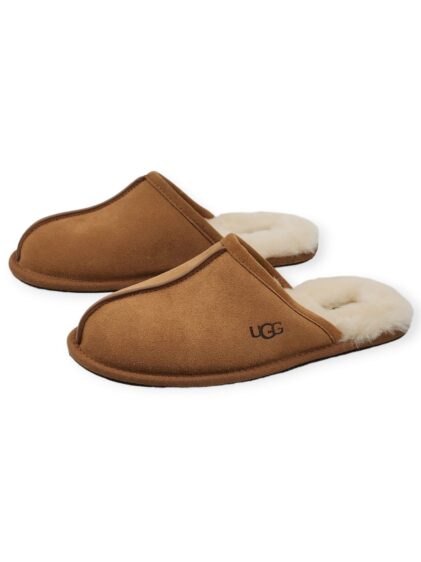 נעלי UGG