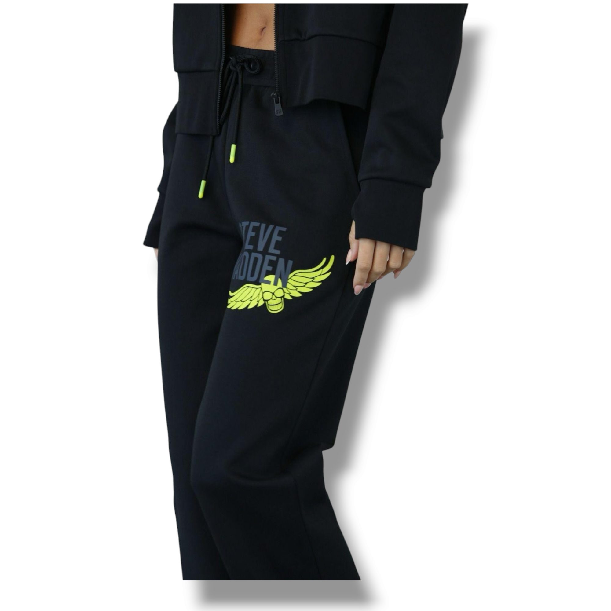 חליפה STEVE MADDEN PhotoRoom-20231214_092145_12