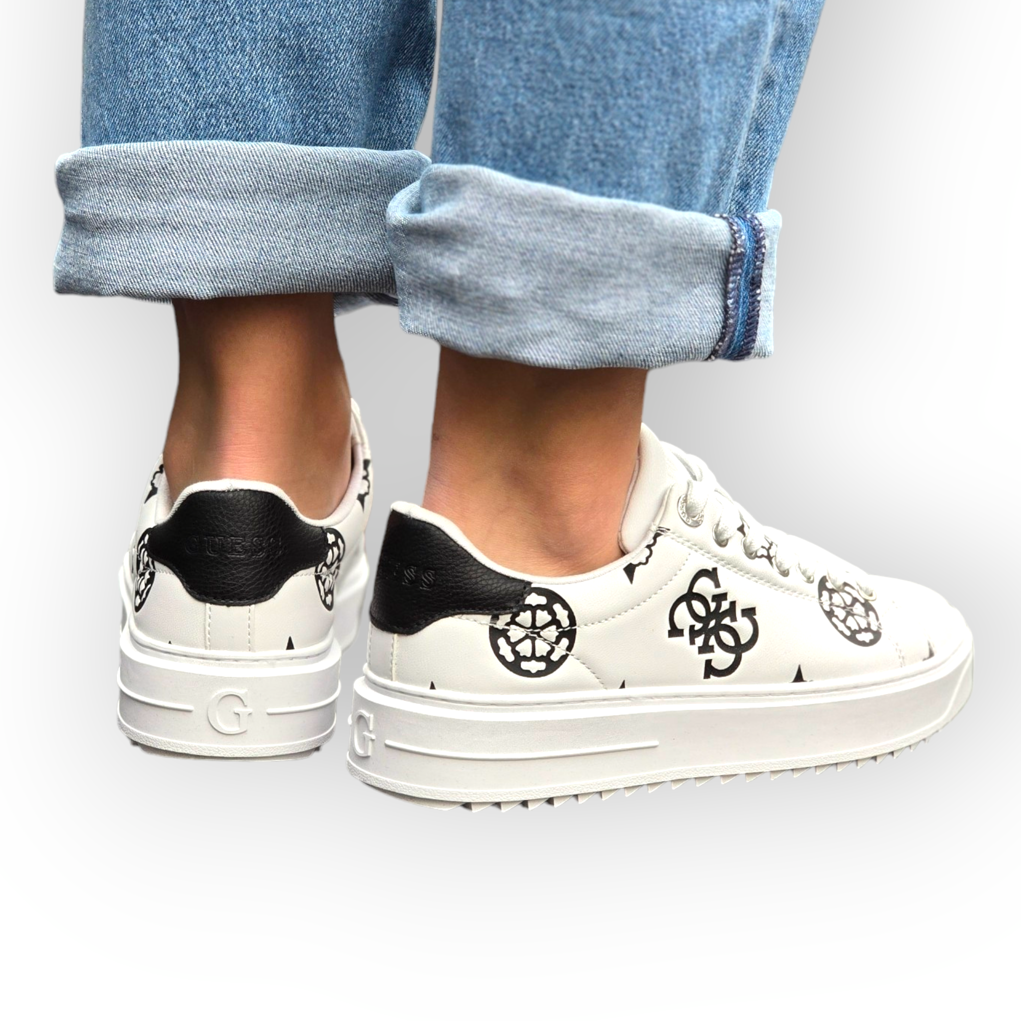 נעלי GUESS DENESA