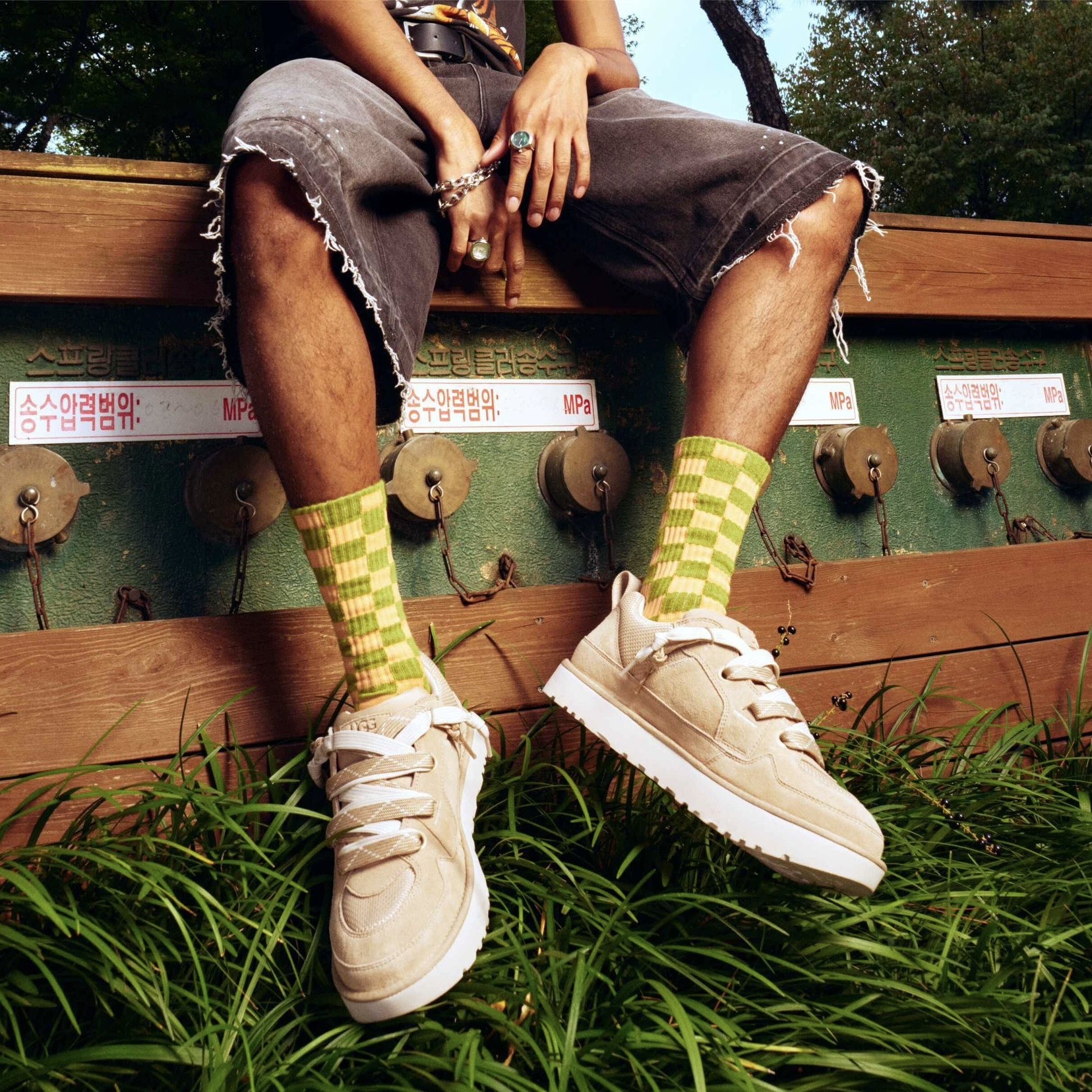 נעלי לואמל גבר UGG