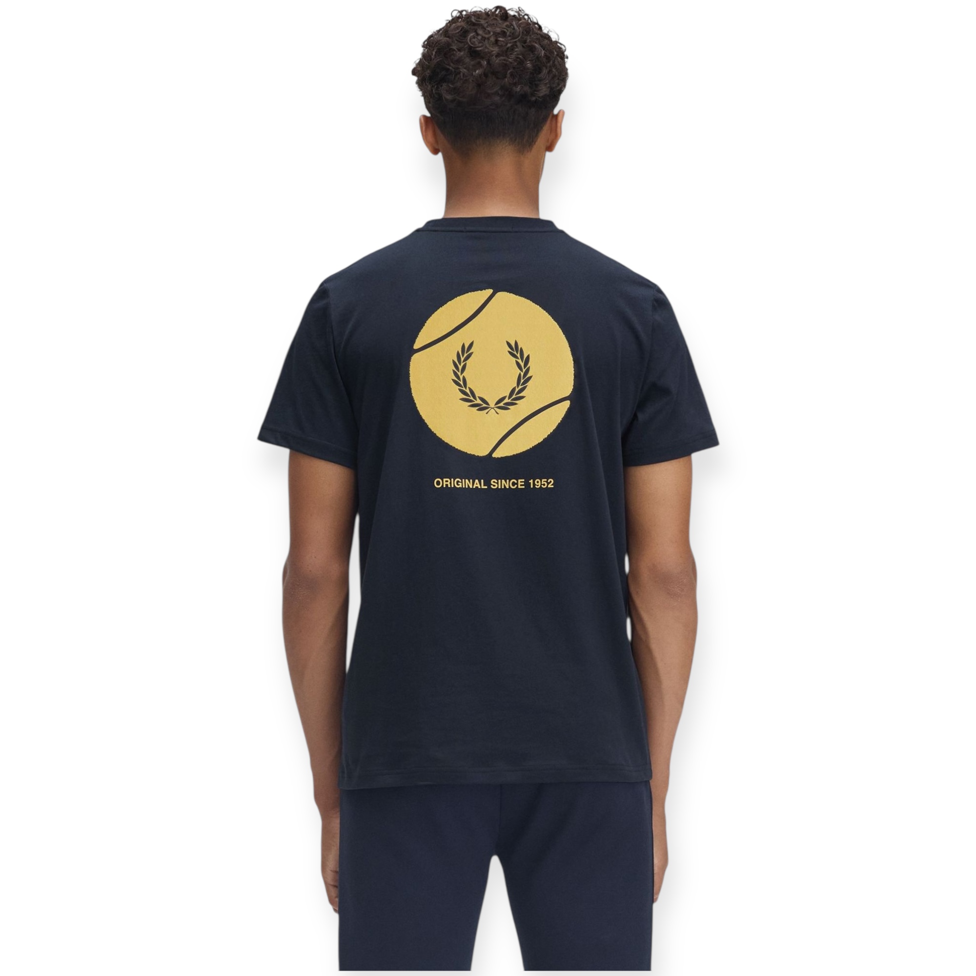 חולצה FRED PERRY TENNIS GRAPHIC TEE חולצה FRED PERRY TENNIS GRAPHIC TEE