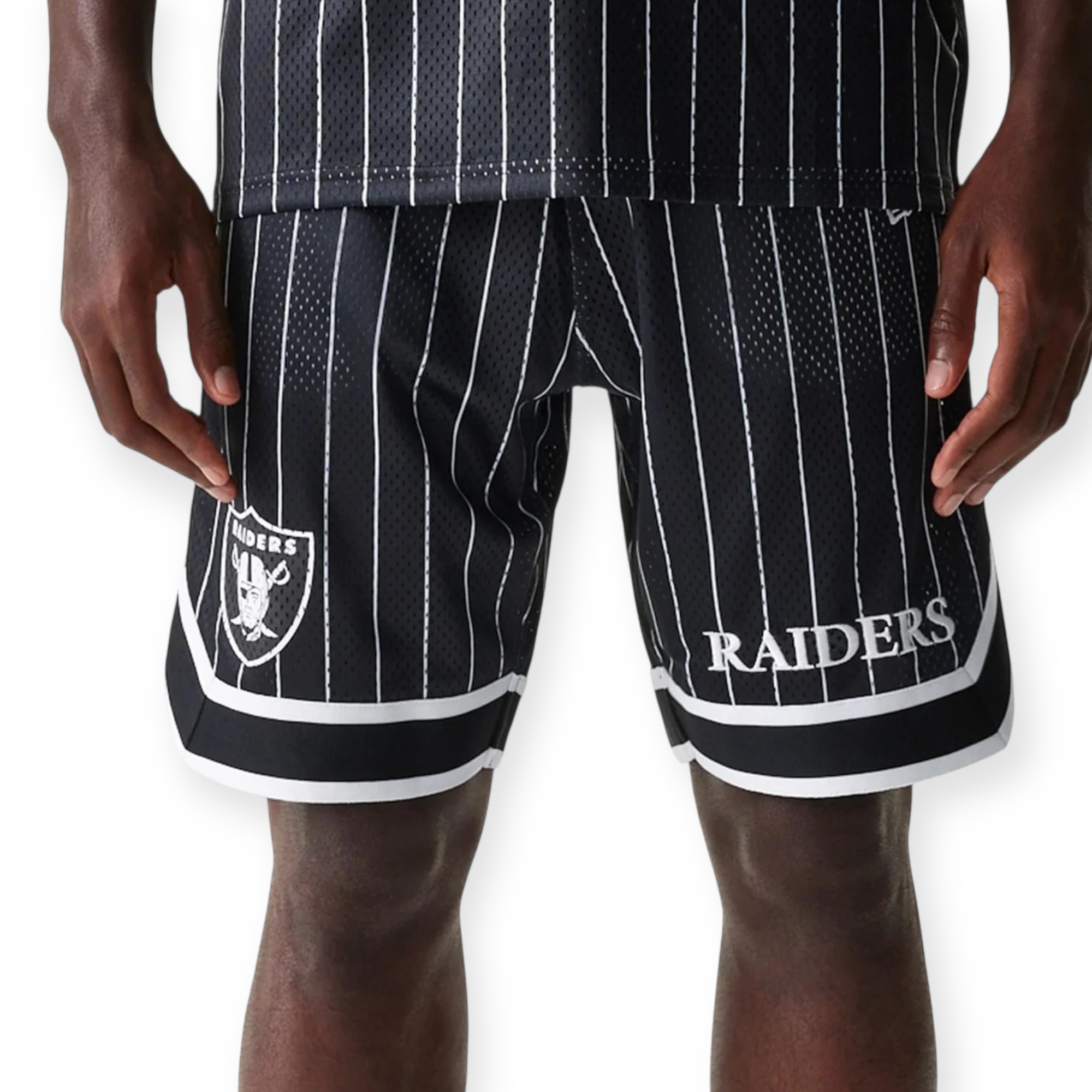 מכנס NEW ERA NFL PINSTRIPE SHORT