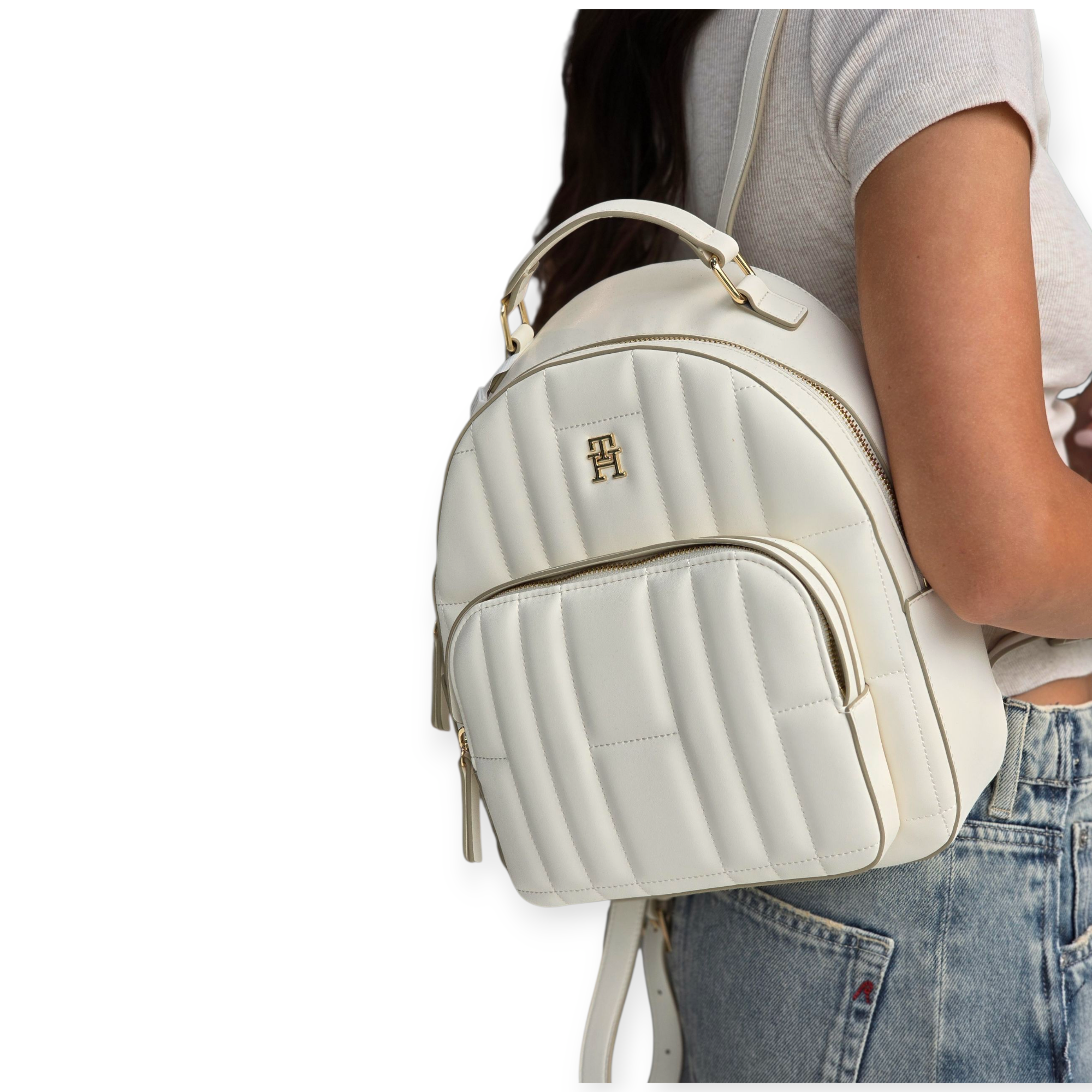 תיק גב TOMMY HILFIGER TH FEMINE BACKPACK תיק גב TOMMY HILFIGER TH FEMINE BACKPACK