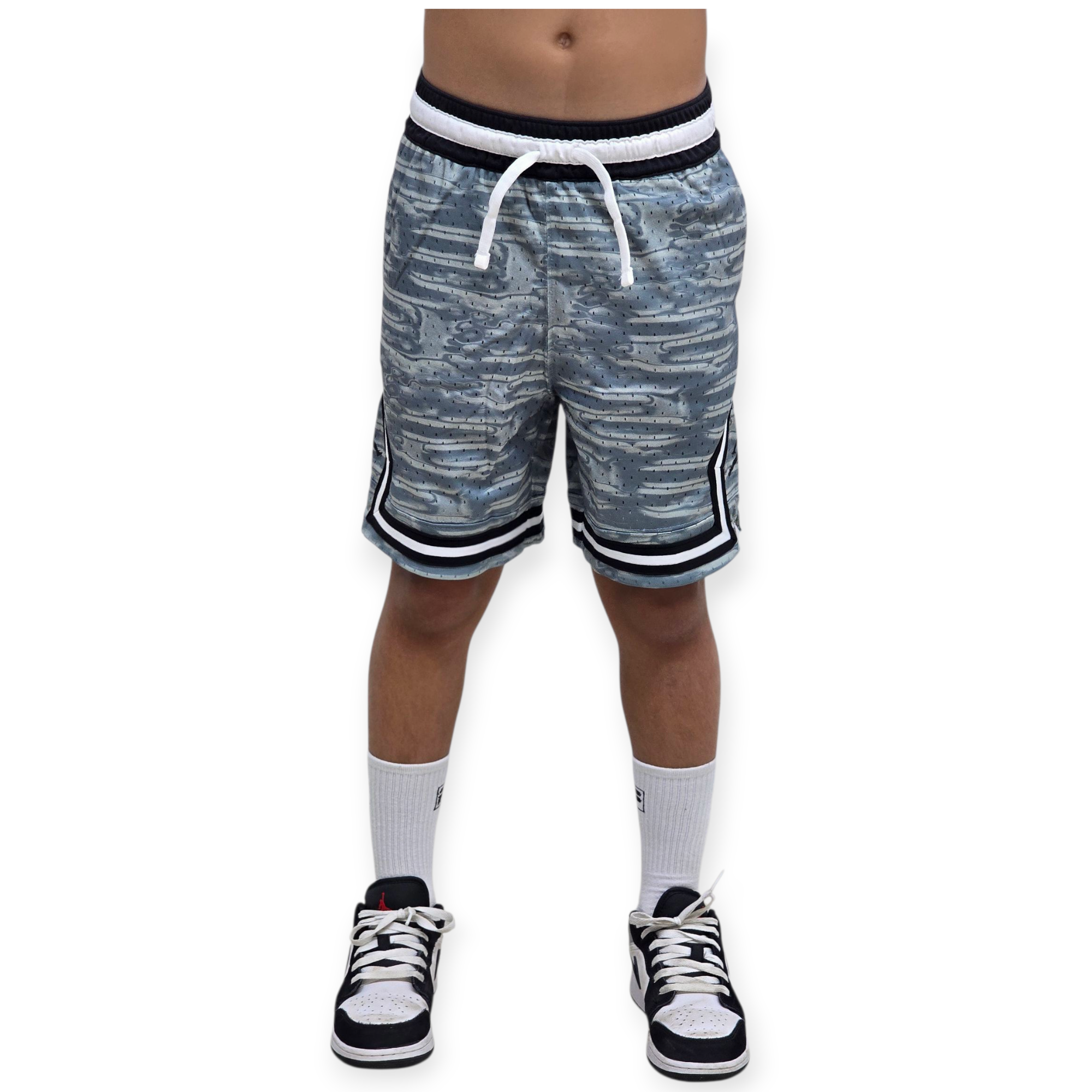 מכנס 8-15 שנים JORDAN AOP DIAMOND SHORT מכנס 8-15 שנים JORDAN AOP DIAMOND SHORT