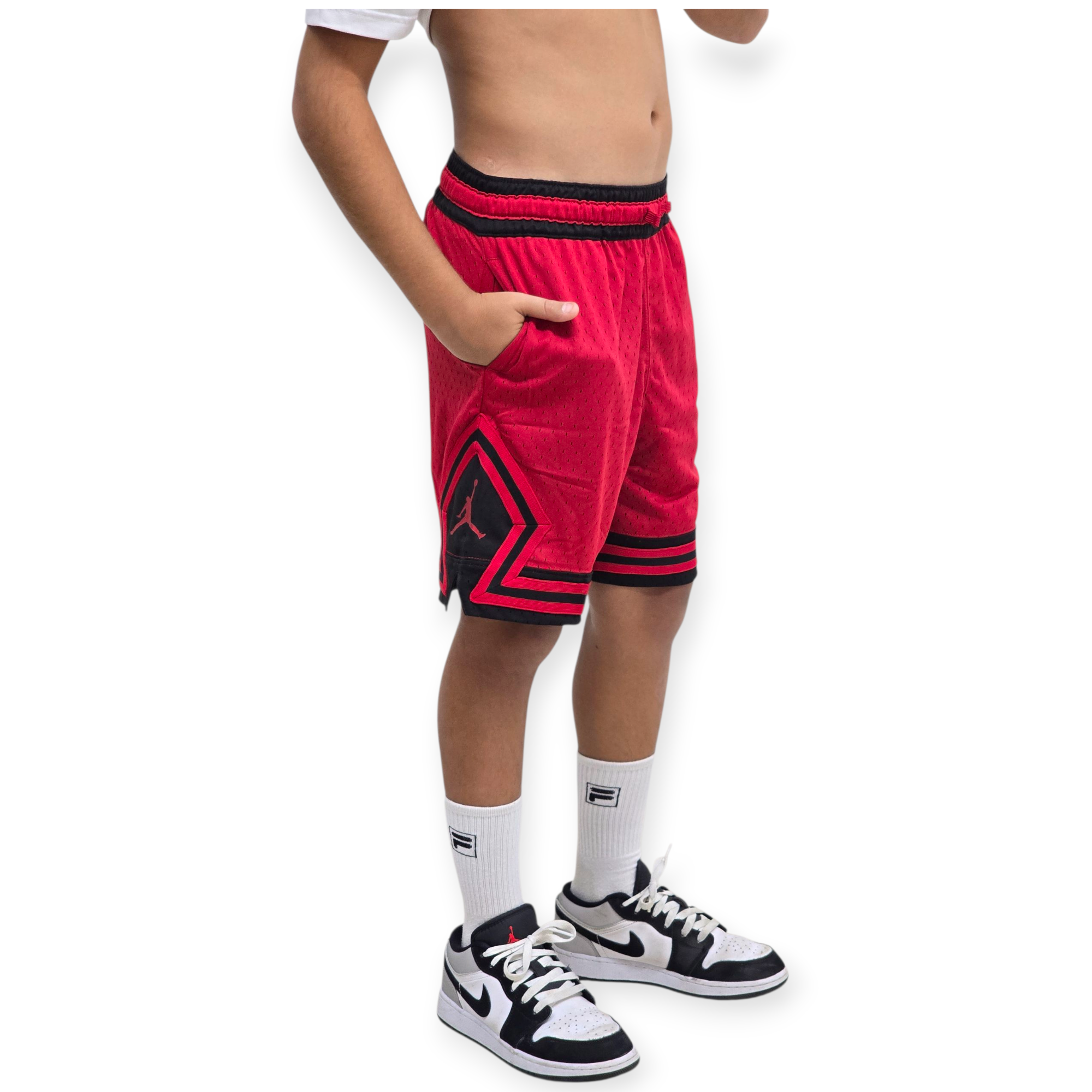 מכנס 8-15 שנים JORDAN DIAMOND SHORT מכנס 8-15 שנים JORDAN DIAMOND SHORT