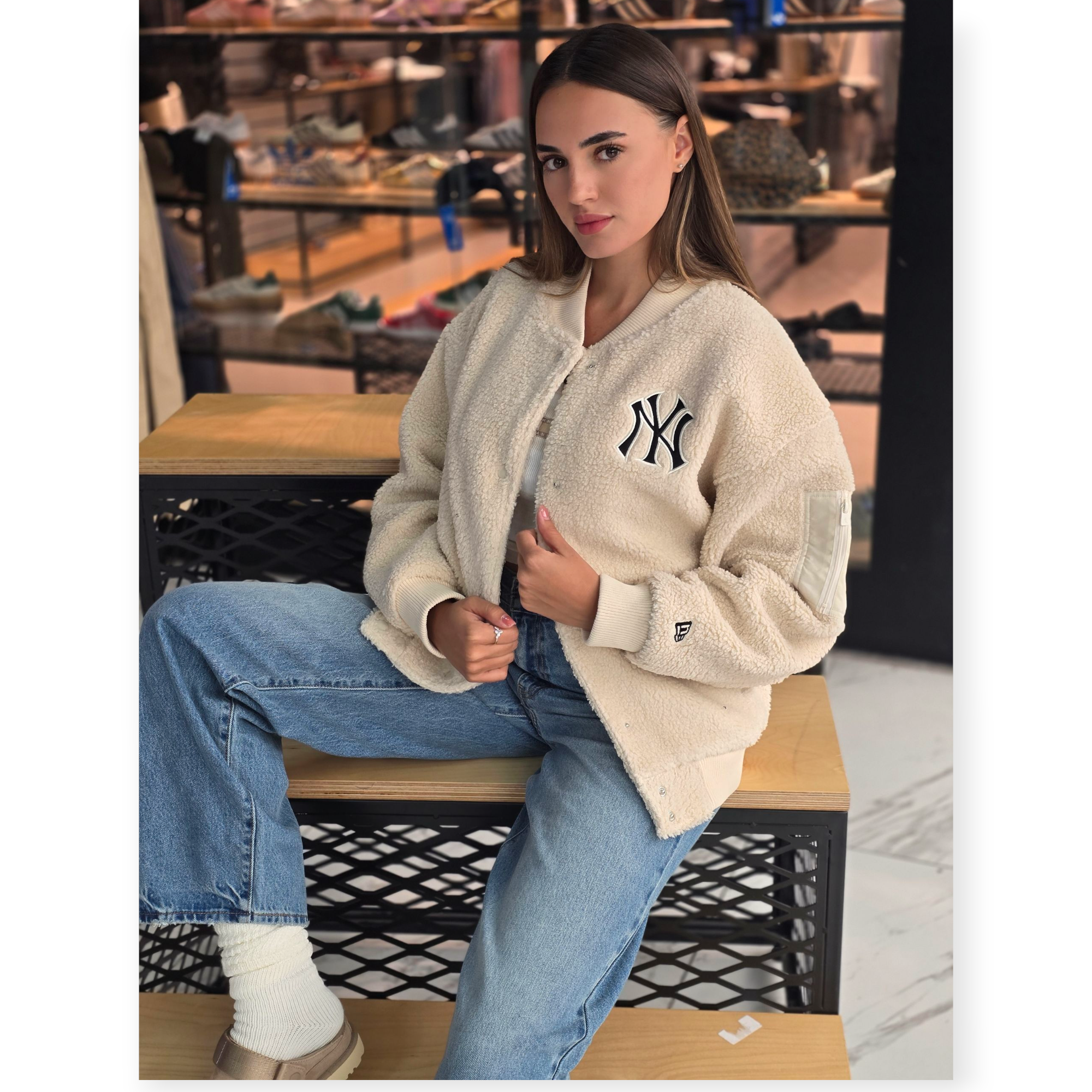 זקט NEW ERA SHERPA BOMBER LOSDOD