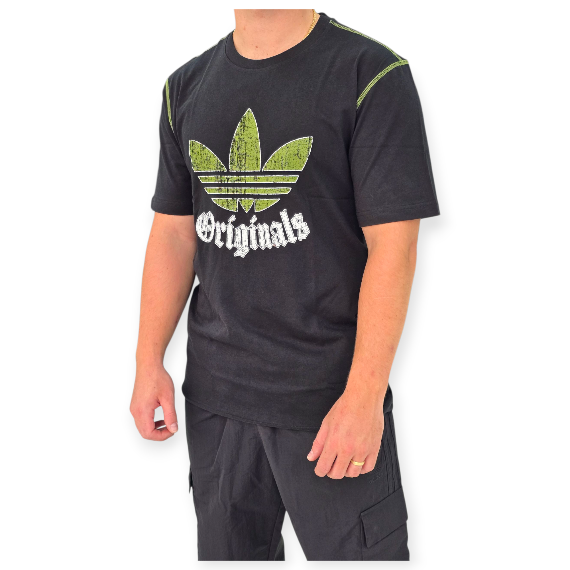 חולצה ADIDAS GRFX TEE חולצה ADIDAS GRFX TEE