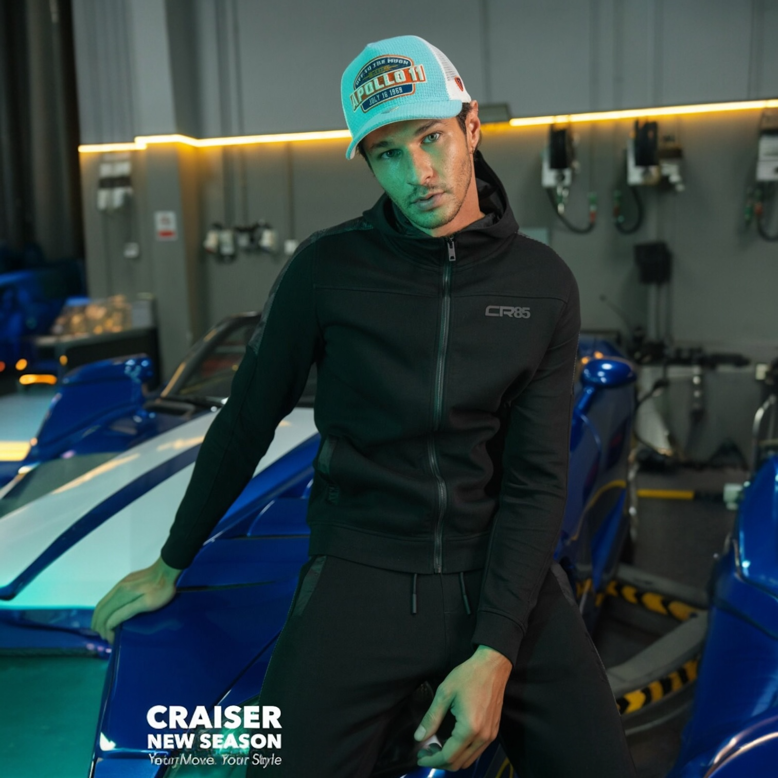 חליפה מדוגמת כחול CRAISER SET