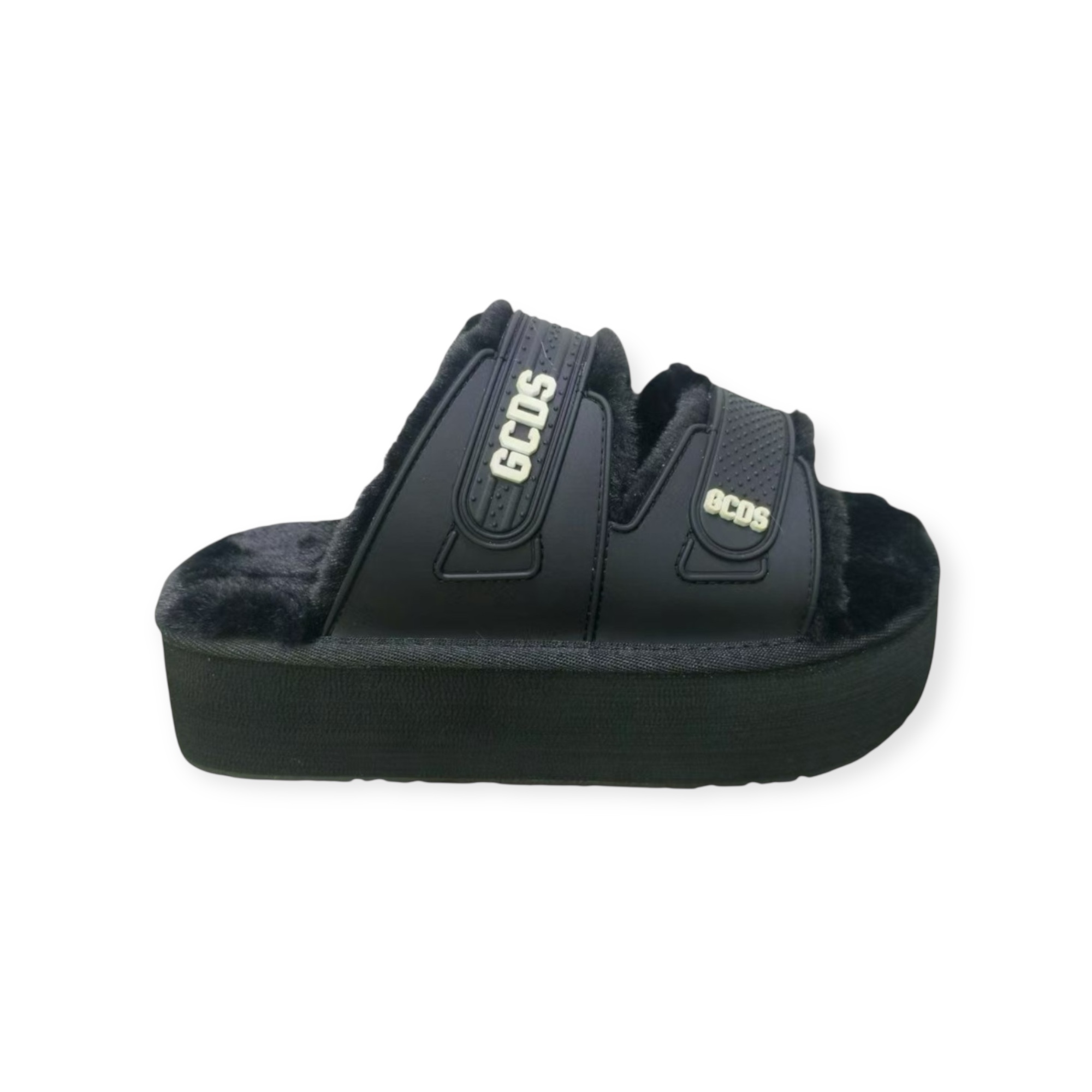 נעלי GCDS
