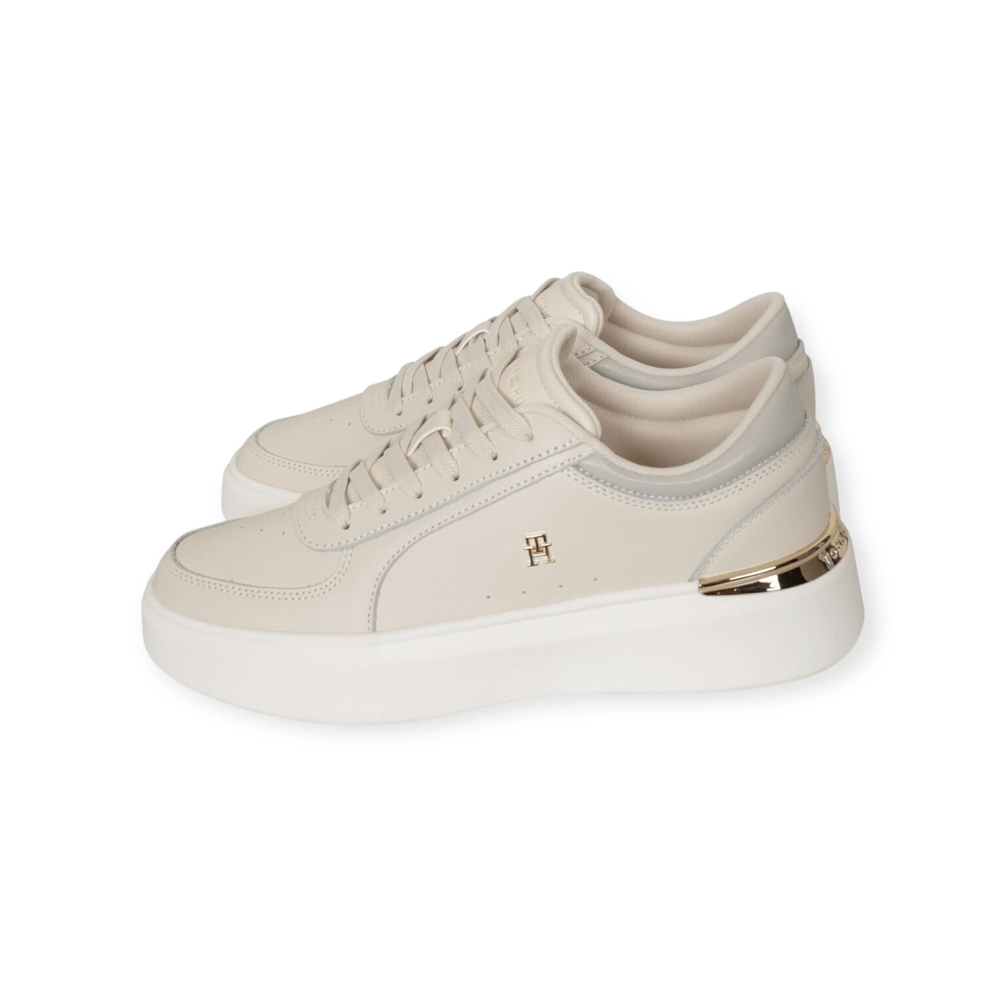 נעלי TOMMY HILFIGER PLATFORM SNEAKER נעלי TOMMY HILFIGER PLATFORM SNEAKER