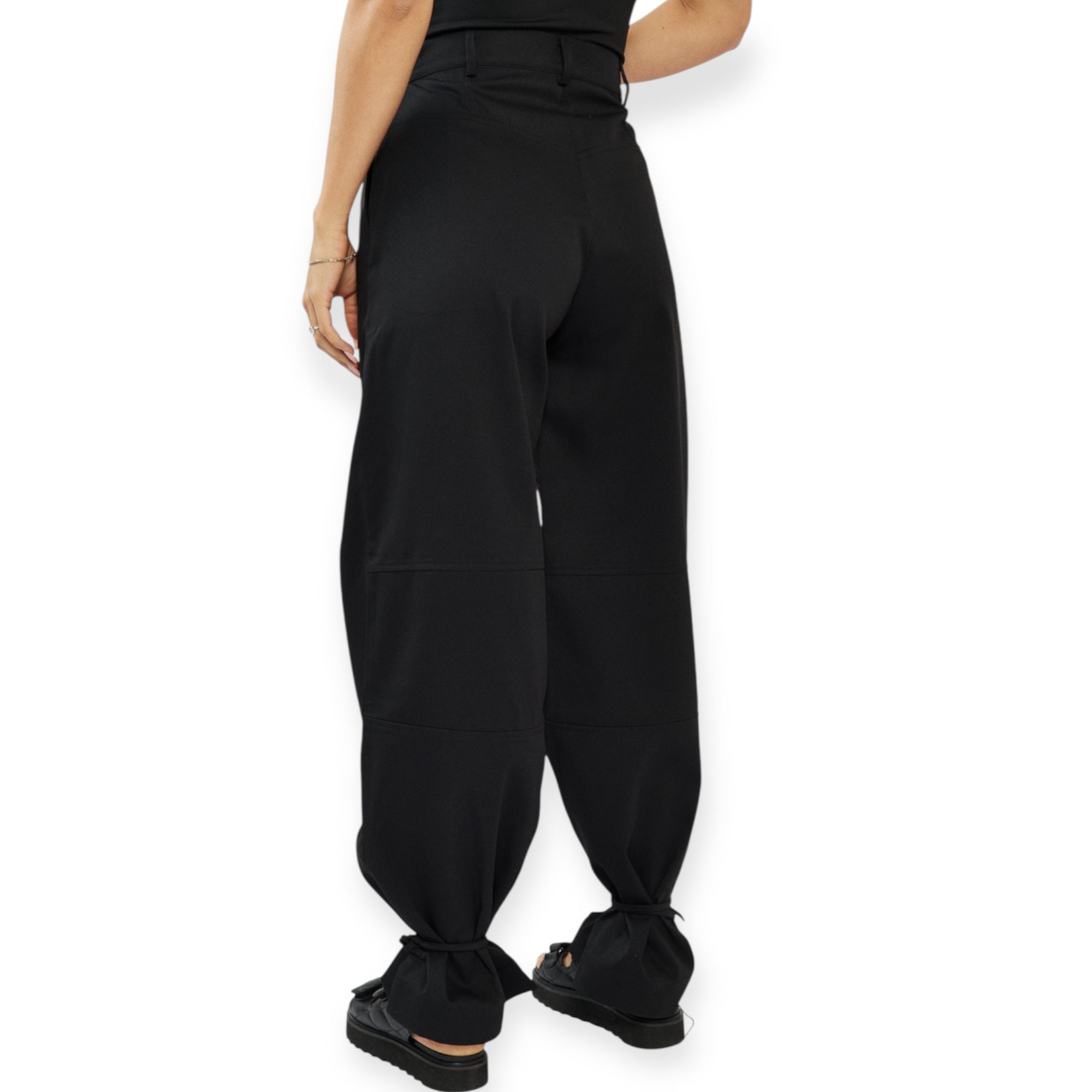 מכנס נשים REPLAY WOVEN LONG PANTS מכנס נשים REPLAY WOVEN LONG PANTS