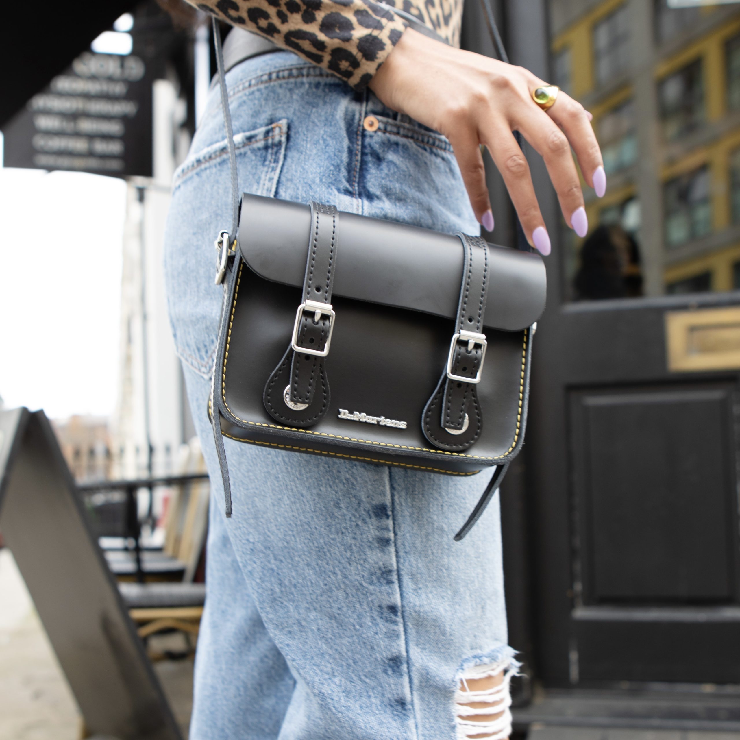 תיק DR.MARTENS SATCHEL BAG