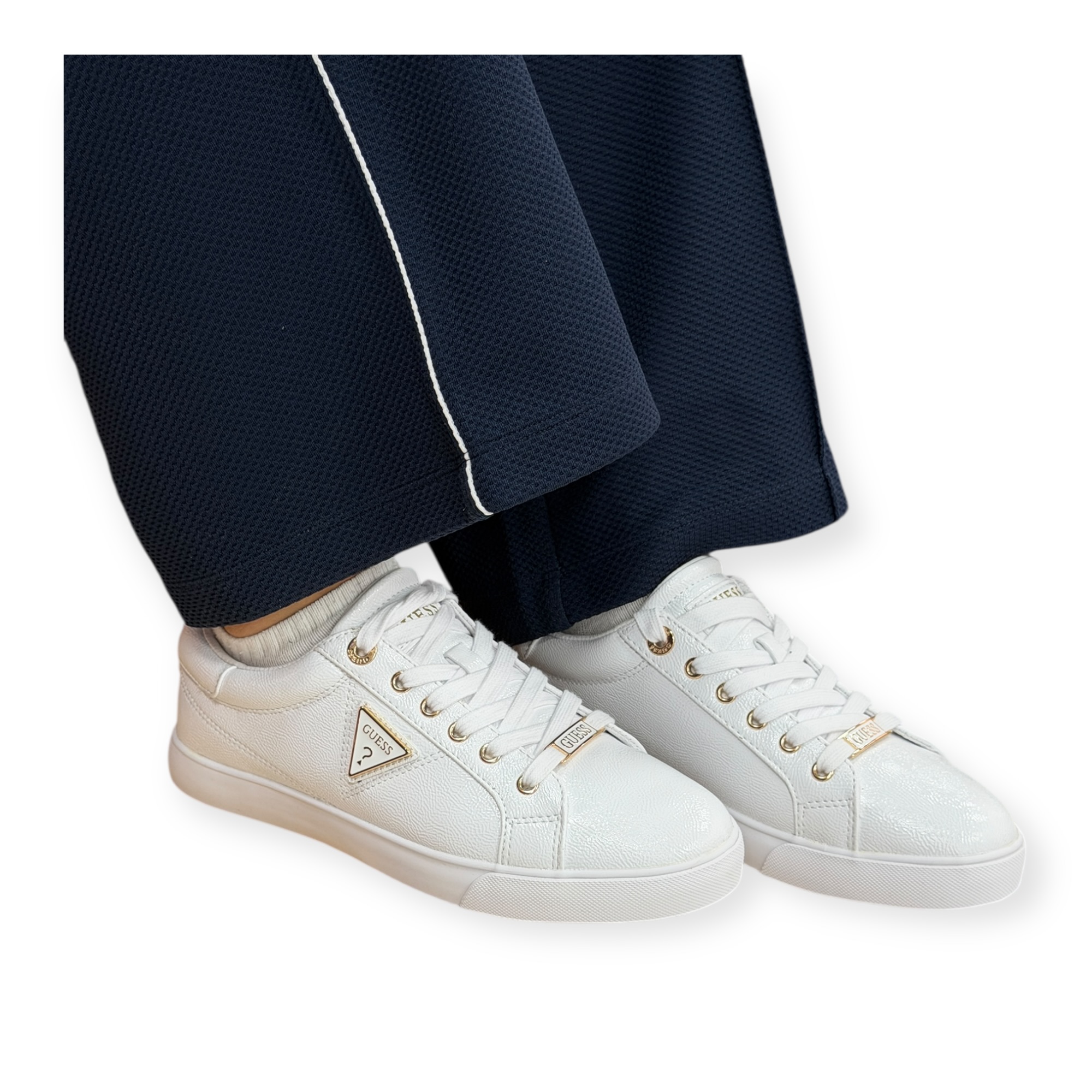 נעלי נשים GUESS RIVER נעלי נשים GUESS RIVER