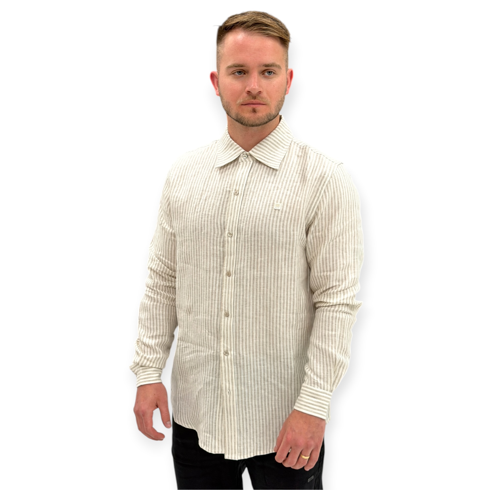 חולצה פשתן BALR RELEXED LINEN BUTTONED SHIRT חולצה פשתן BALR RELEXED LINEN BUTTONED SHIRT