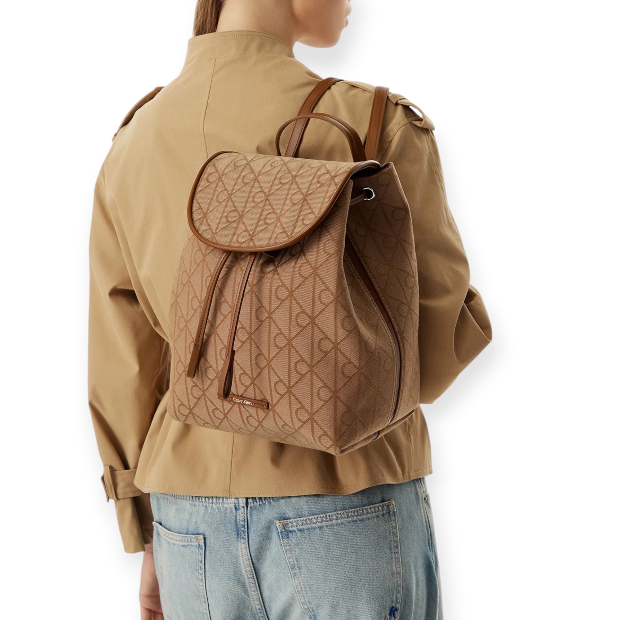 תיק נשים CALVIN KLEIN JACQUARD BACKPACK תיק נשים CALVIN KLEIN JACQUARD BACKPACK