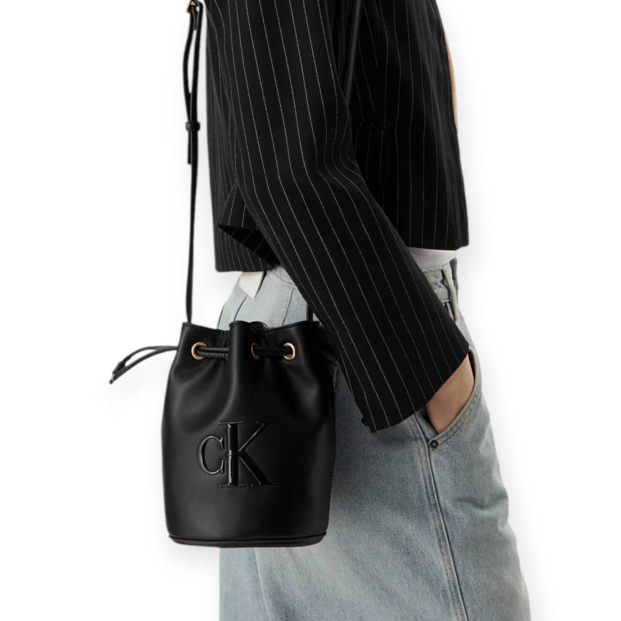 תיק נשים CALVIN KLEIN BOLD SMALL BUCKET BAG