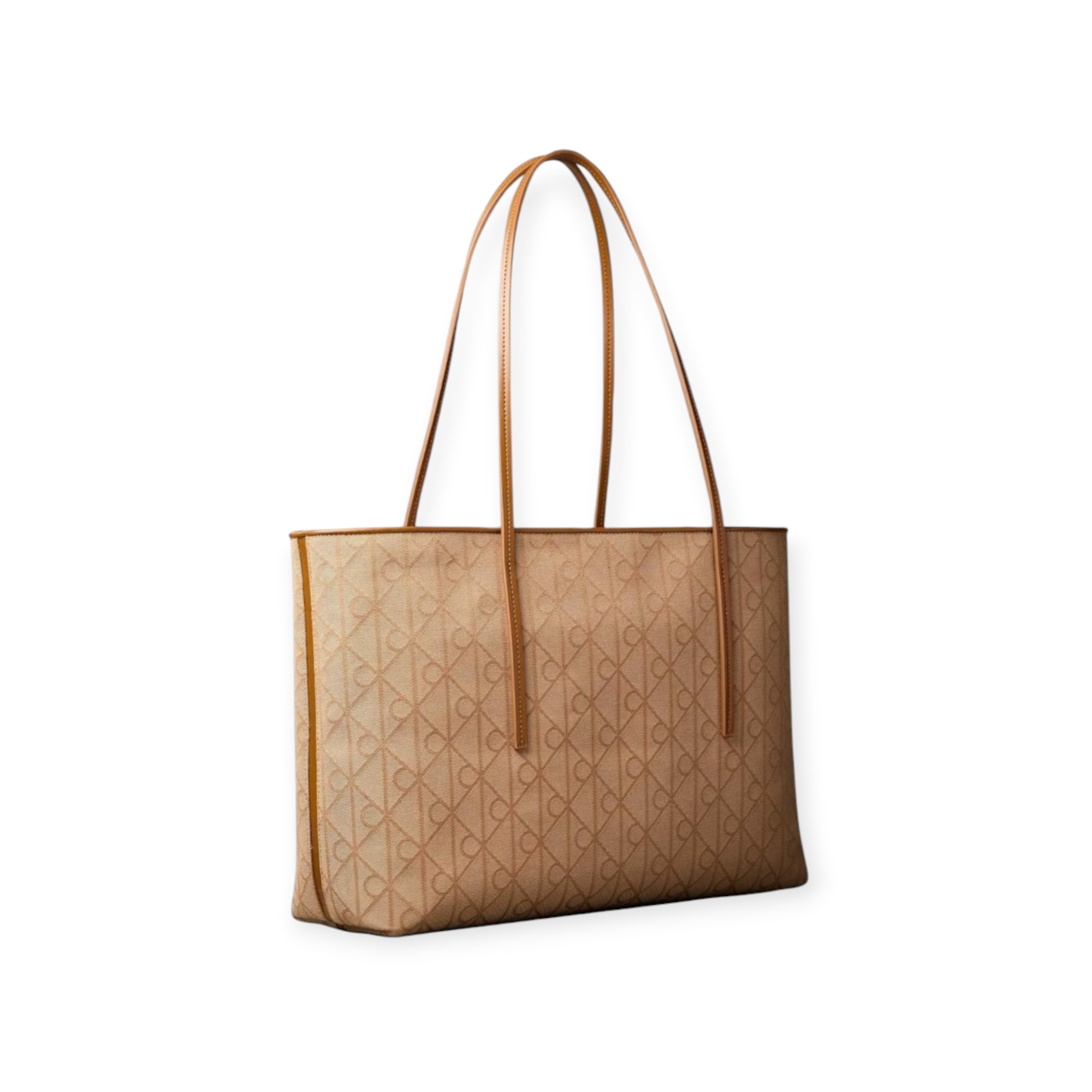 תיק נשים CALVIN KLEIN JACQUARD TOTE BAG תיק נשים CALVIN KLEIN JACQUARD TOTE BAG