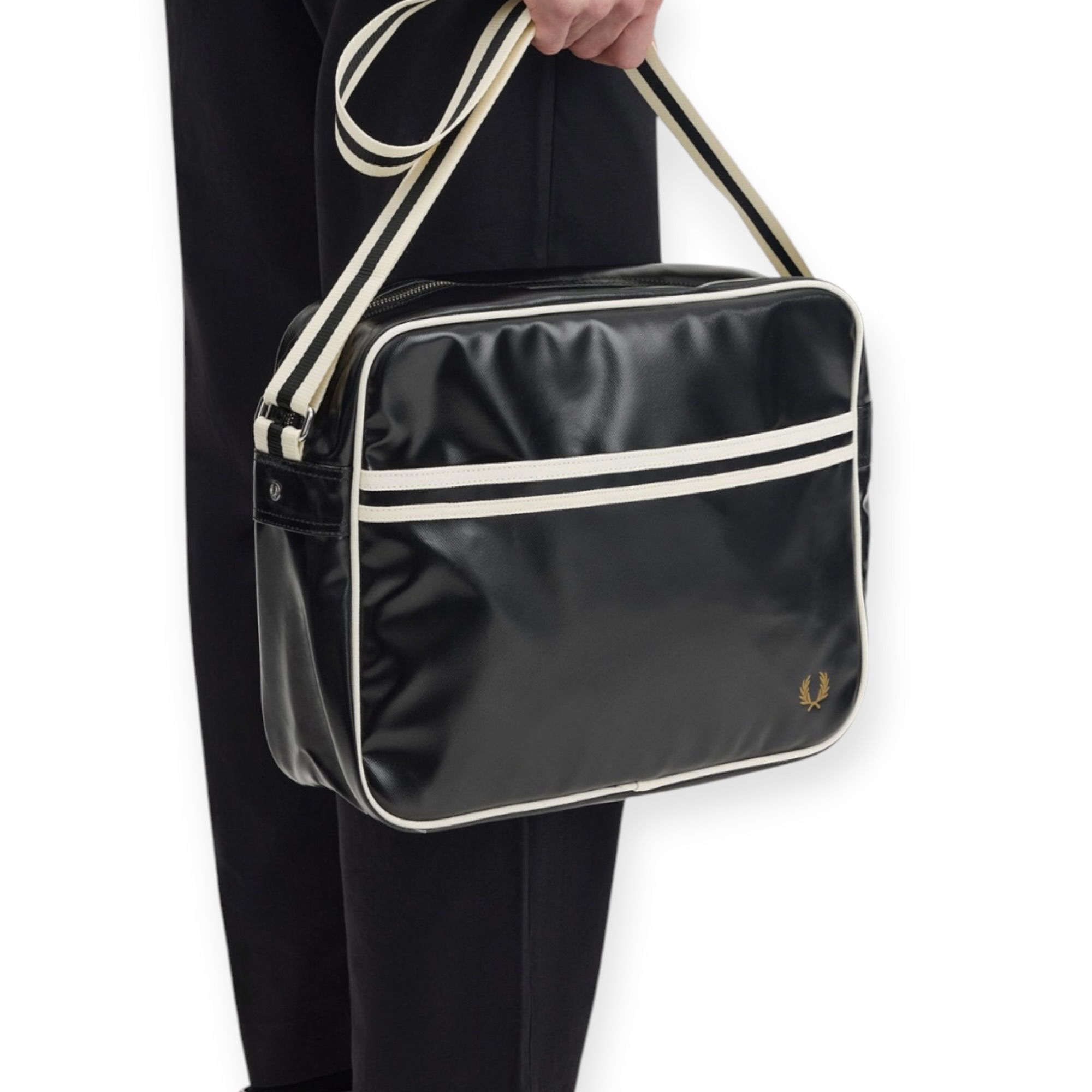 תיק FRED PERRY CLASSIC SHOULDER BAG