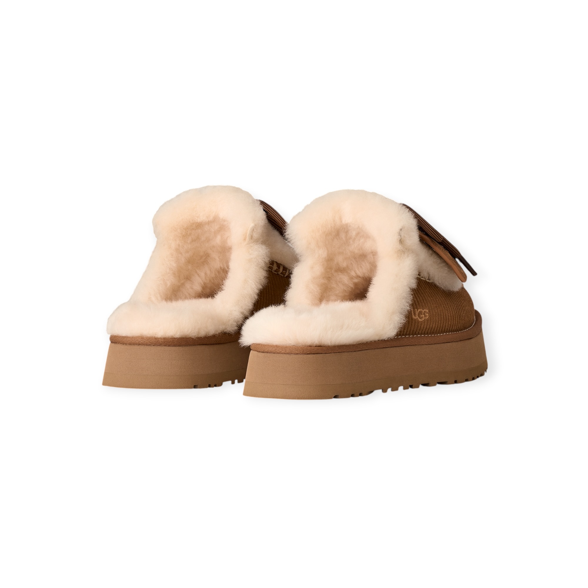 נעלי נשים מכירה מוקדמת צפי הגעה עד 27.9.26 UGG DISQUETTE HERITAGE