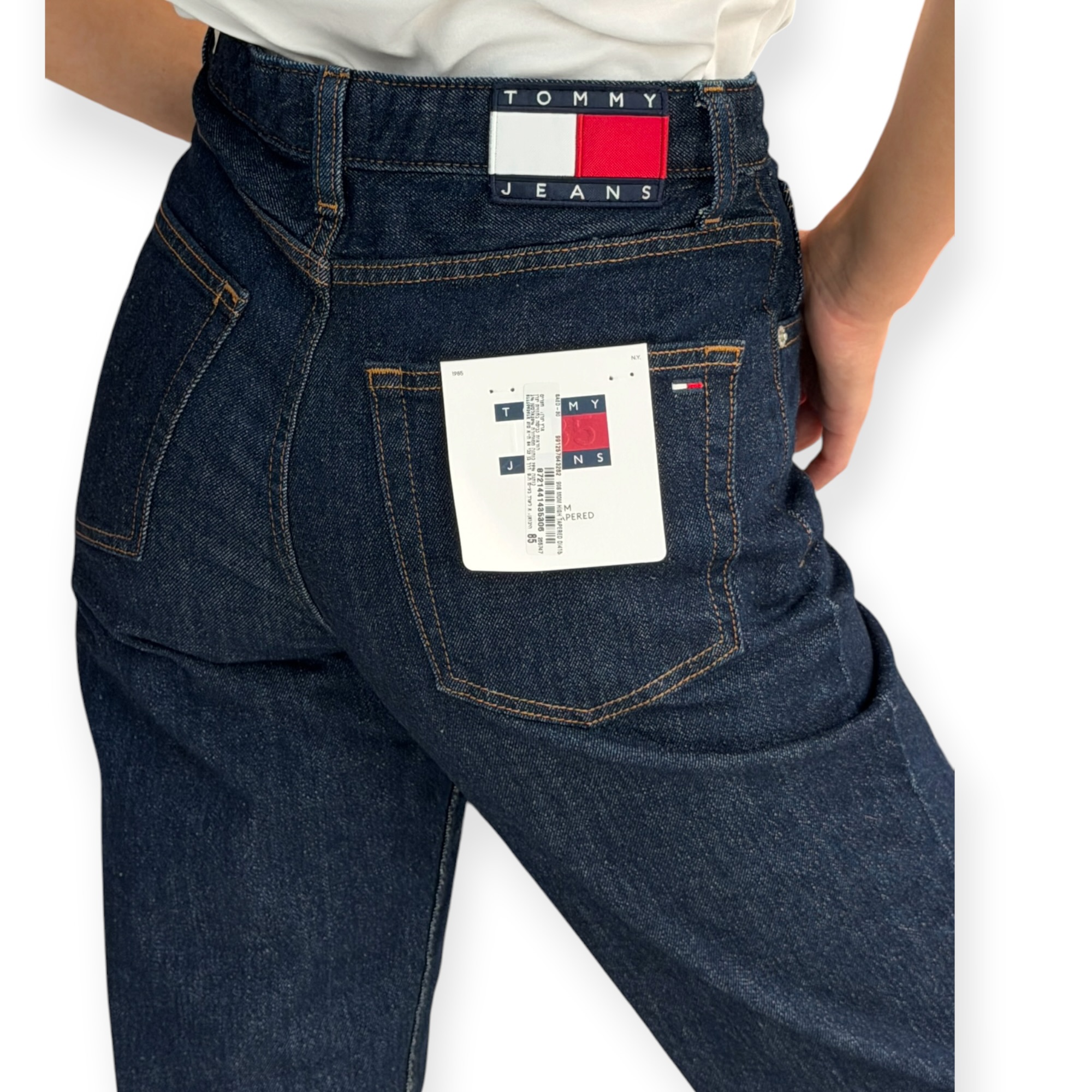 גינס נשים TOMMY HILFIGER TAPERED 90S MOM JEANS גינס נשים TOMMY HILFIGER TAPERED 90S MOM JEANS
