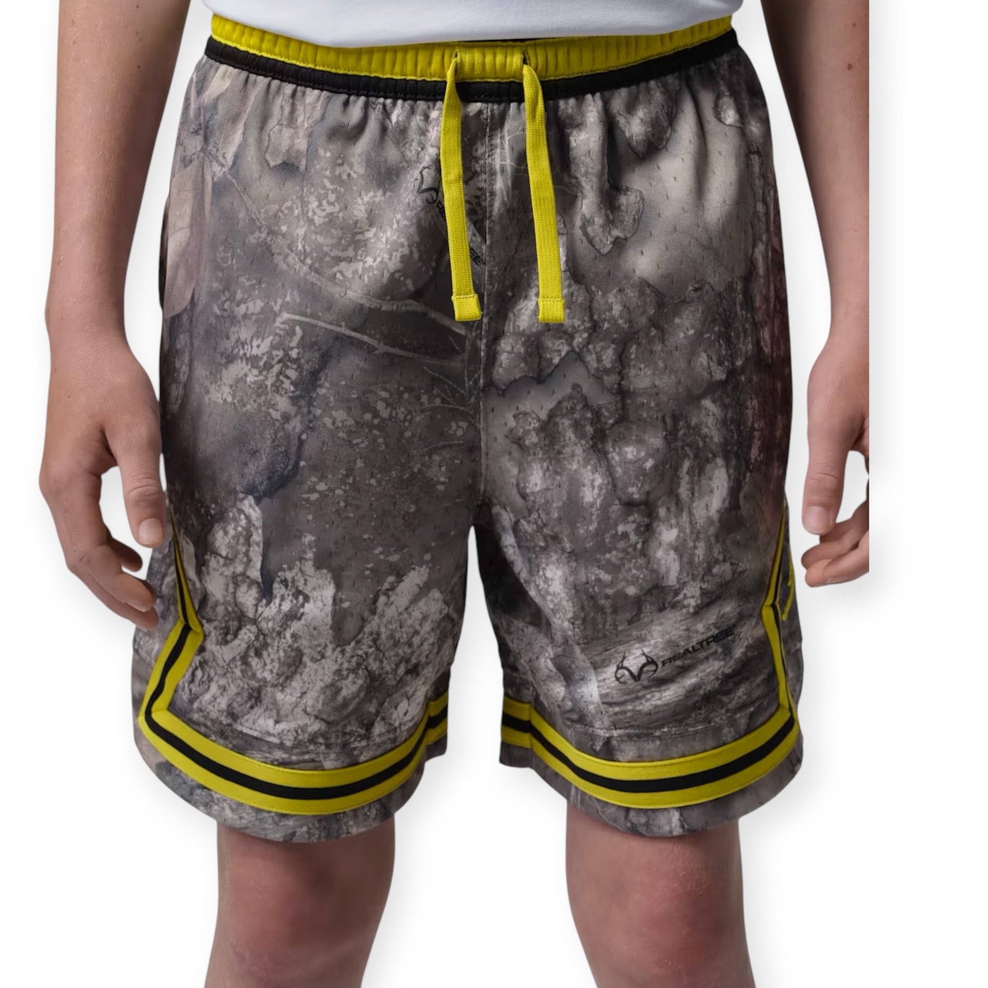 מכנס 8-15 שנים JORDAN REAL TREE DIAMOND SHORT מכנס 8-15 שנים JORDAN REAL TREE DIAMOND SHORT
