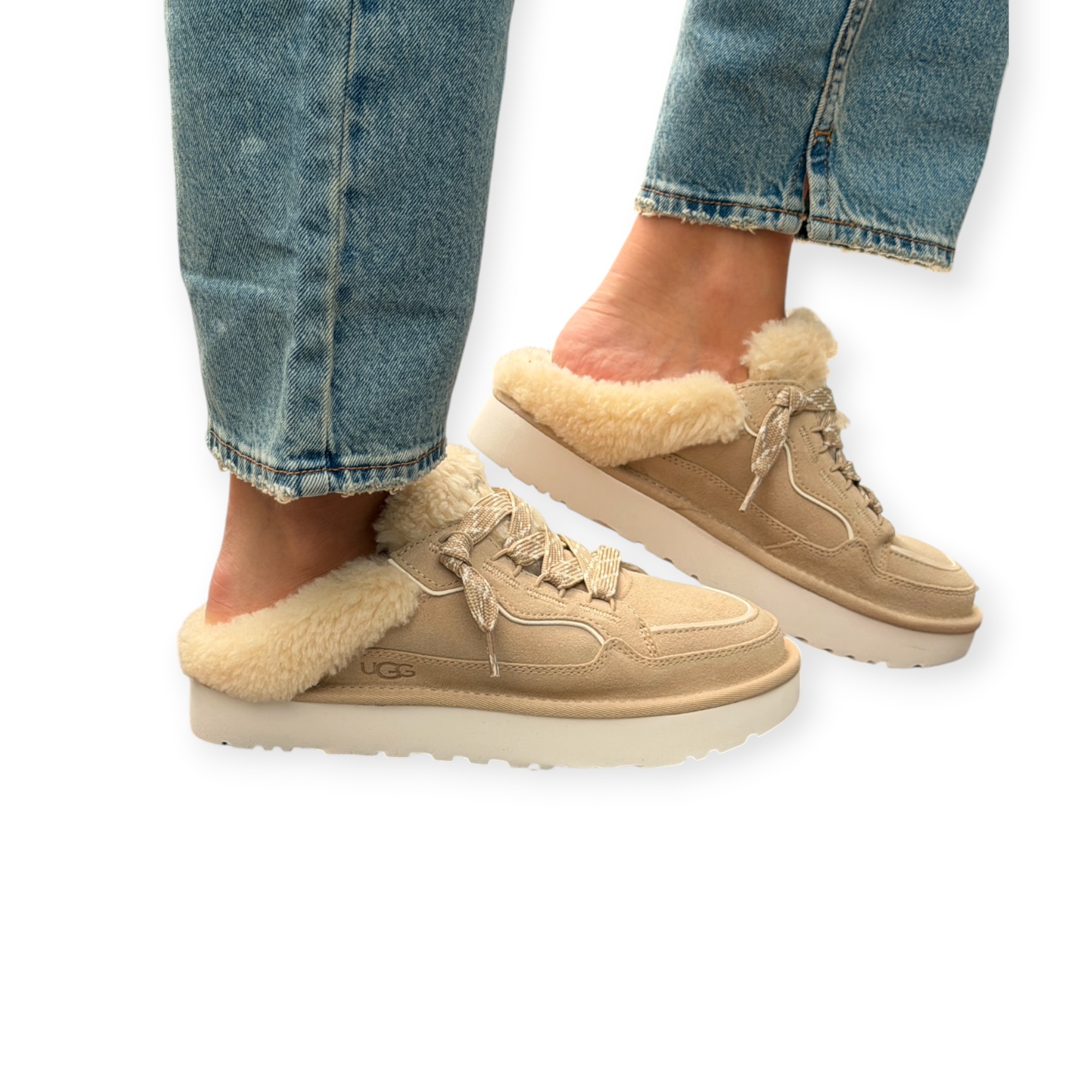 נעלי נשים UGG LOWMEL MULE
