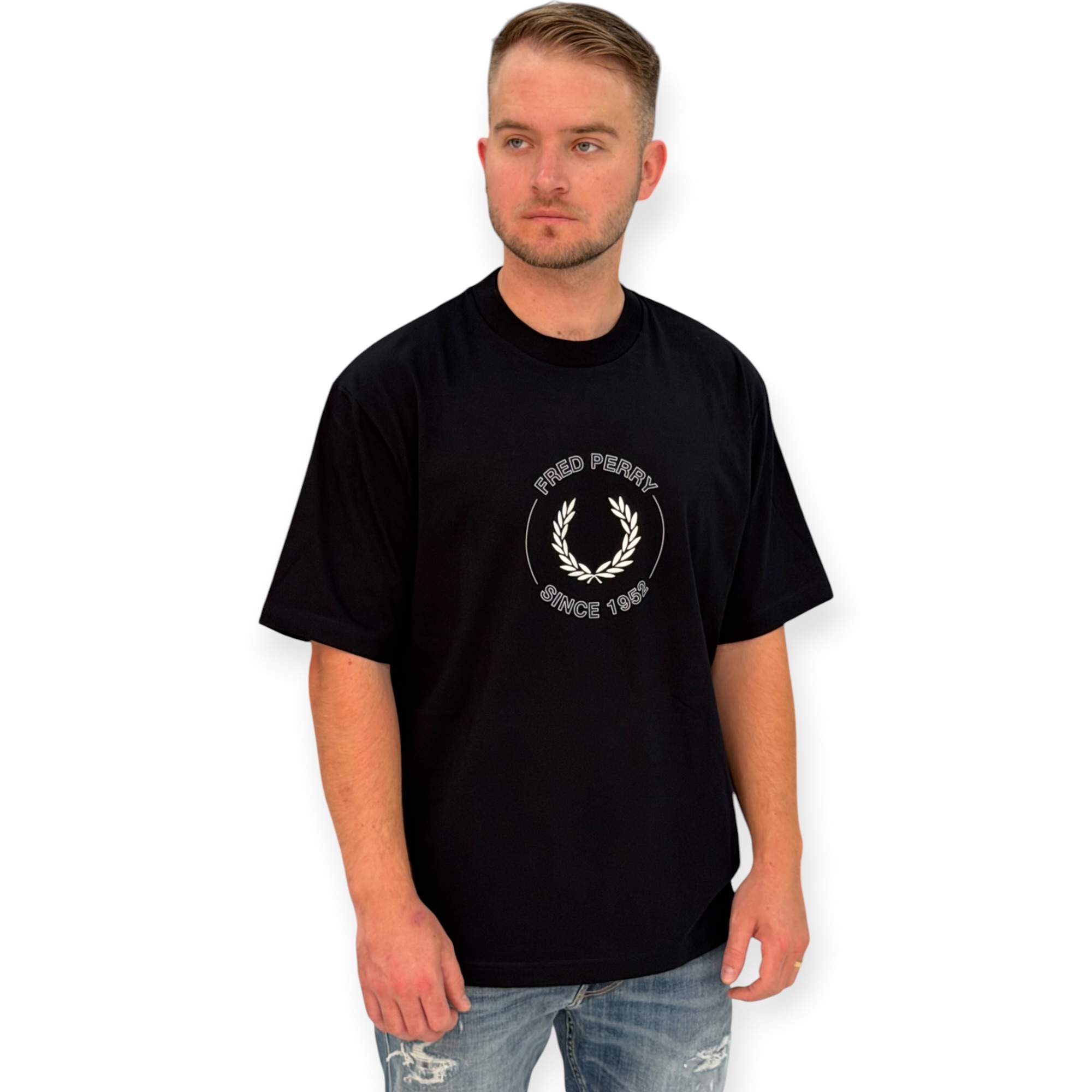 חולצה FRED PERRY CIRCLE GRAPHIC SHIRT חולצה FRED PERRY CIRCLE GRAPHIC SHIRT