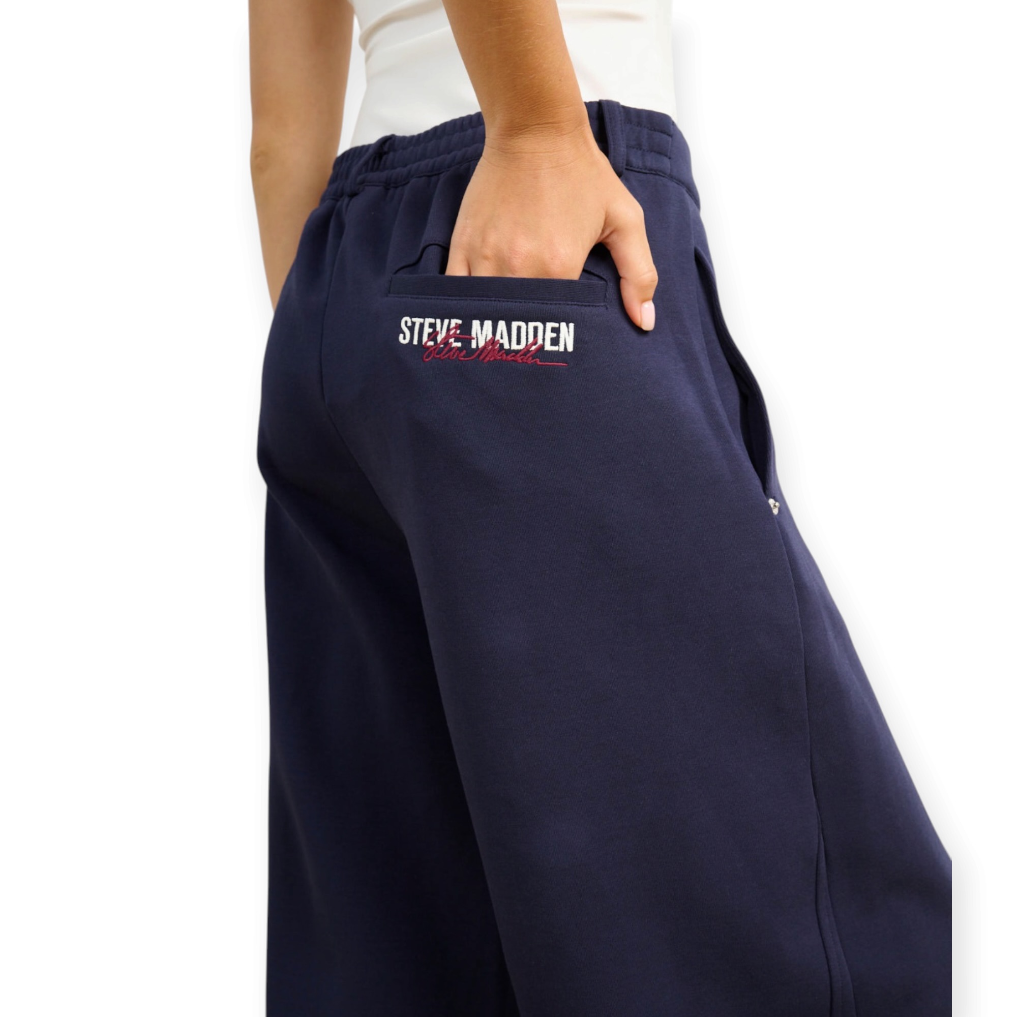 חליפה נשים STEVE MADDEN INTERLOCK MAGDA SET חליפה נשים STEVE MADDEN INTERLOCK MAGDA SET