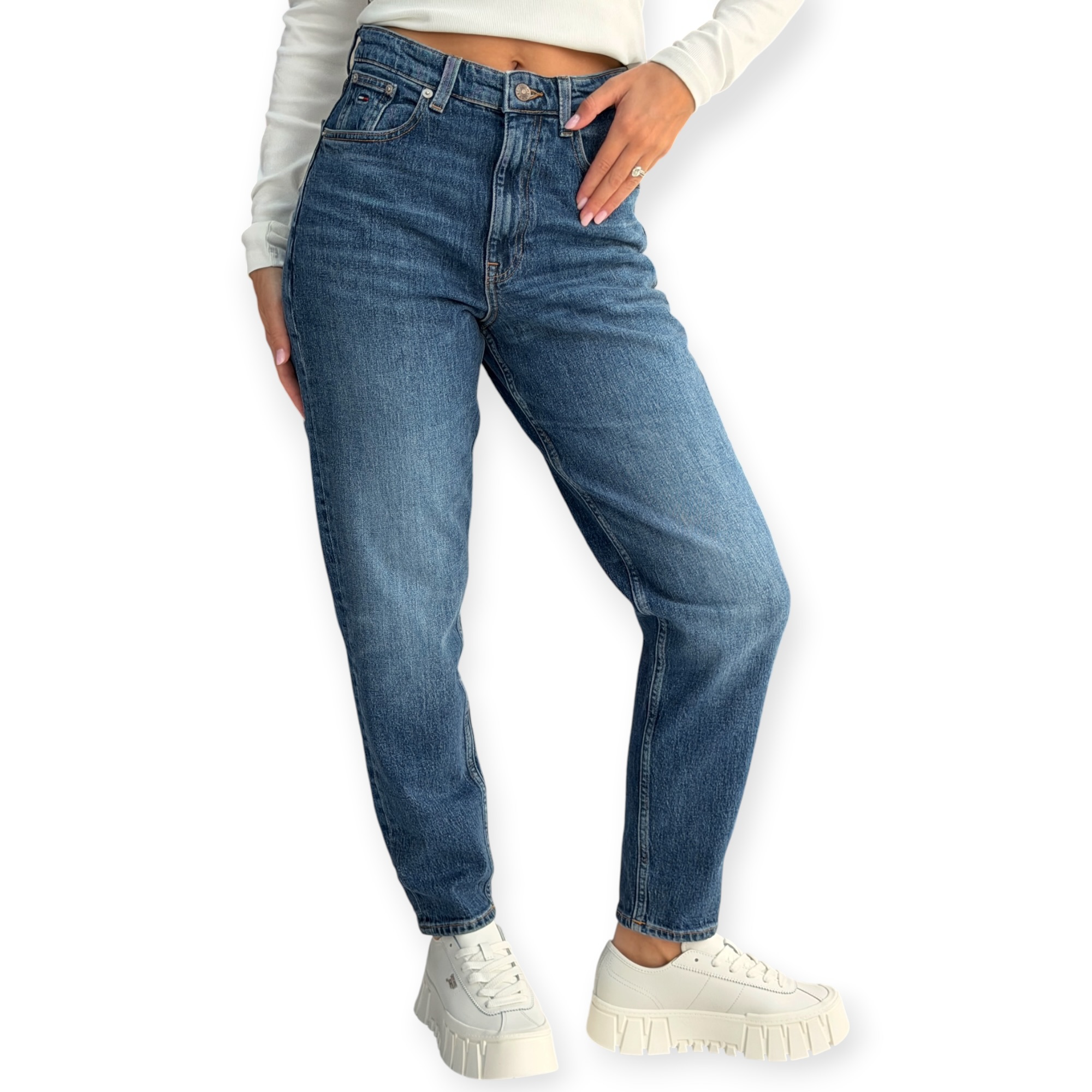 גינס נשים TOMMY HILFIGER HIGH RISE MOM JEANS גינס נשים TOMMY HILFIGER HIGH RISE MOM JEANS