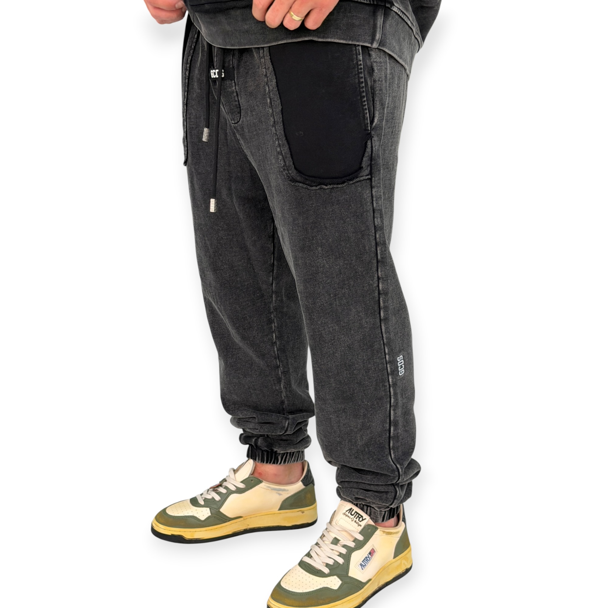 חליפה גברים GCDS HOODIE SUIT חליפה גברים GCDS HOODIE SUIT