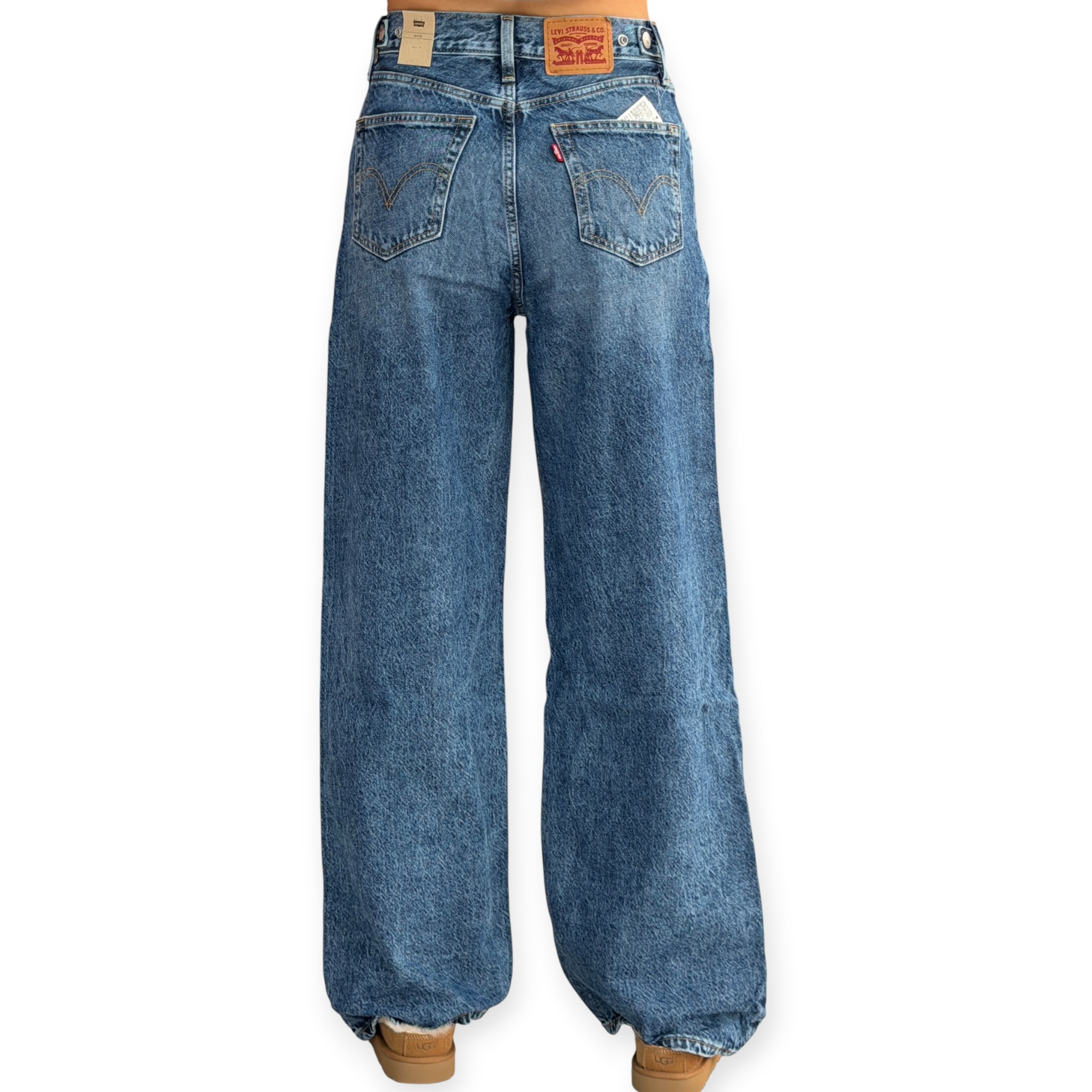 גינס נשים LEVIS CINCH BAGGY JEANS גינס נשים LEVIS CINCH BAGGY JEANS