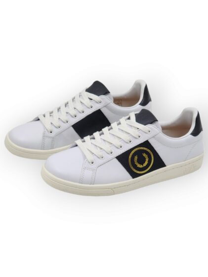 נעלי FRED PERRY