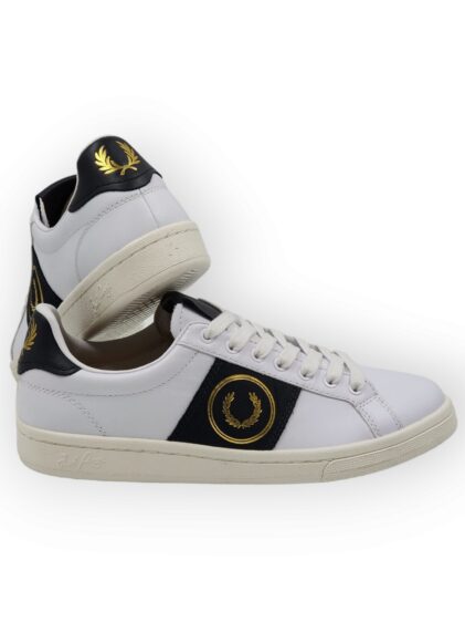 נעלי FRED PERRY