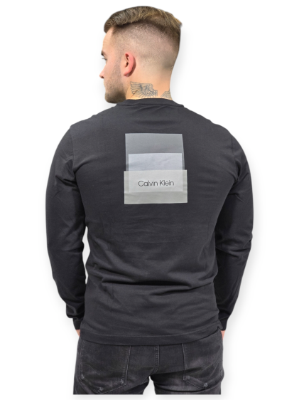 חולצה CALVIN KLEIN STACKED COLOR TEE