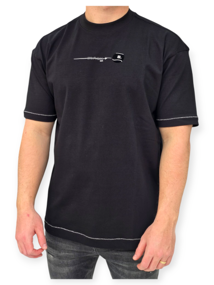 חולצה BLACK DOT TEE