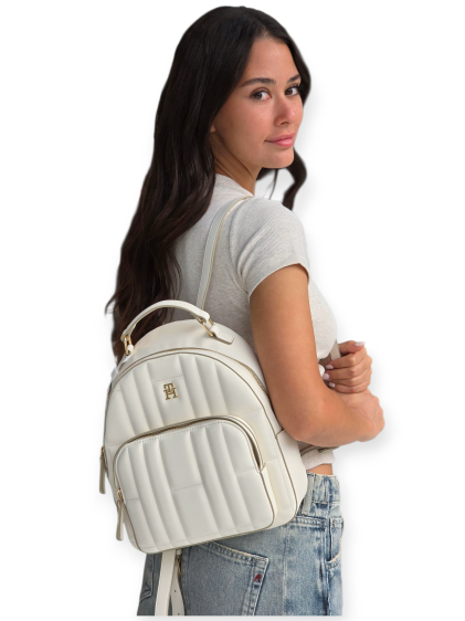תיק גב TOMMY HILFIGER TH FEMINE BACKPACK