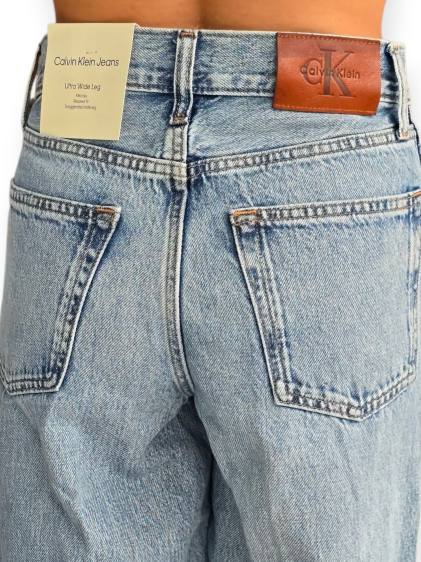 גינס CALVIN KLEIN THE SUPER WIDE BROADWAY JEANS