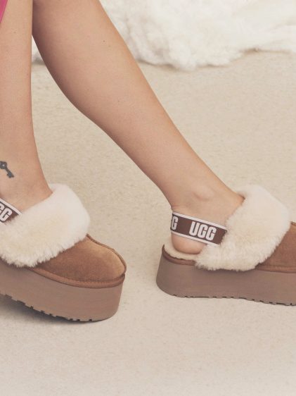 נעלי UGG FUNKETTE