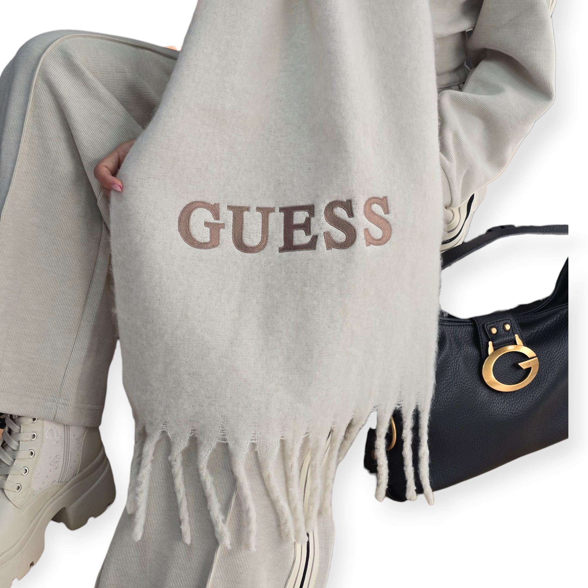 צעיף GUESS MARZIA SCARF SWEATER