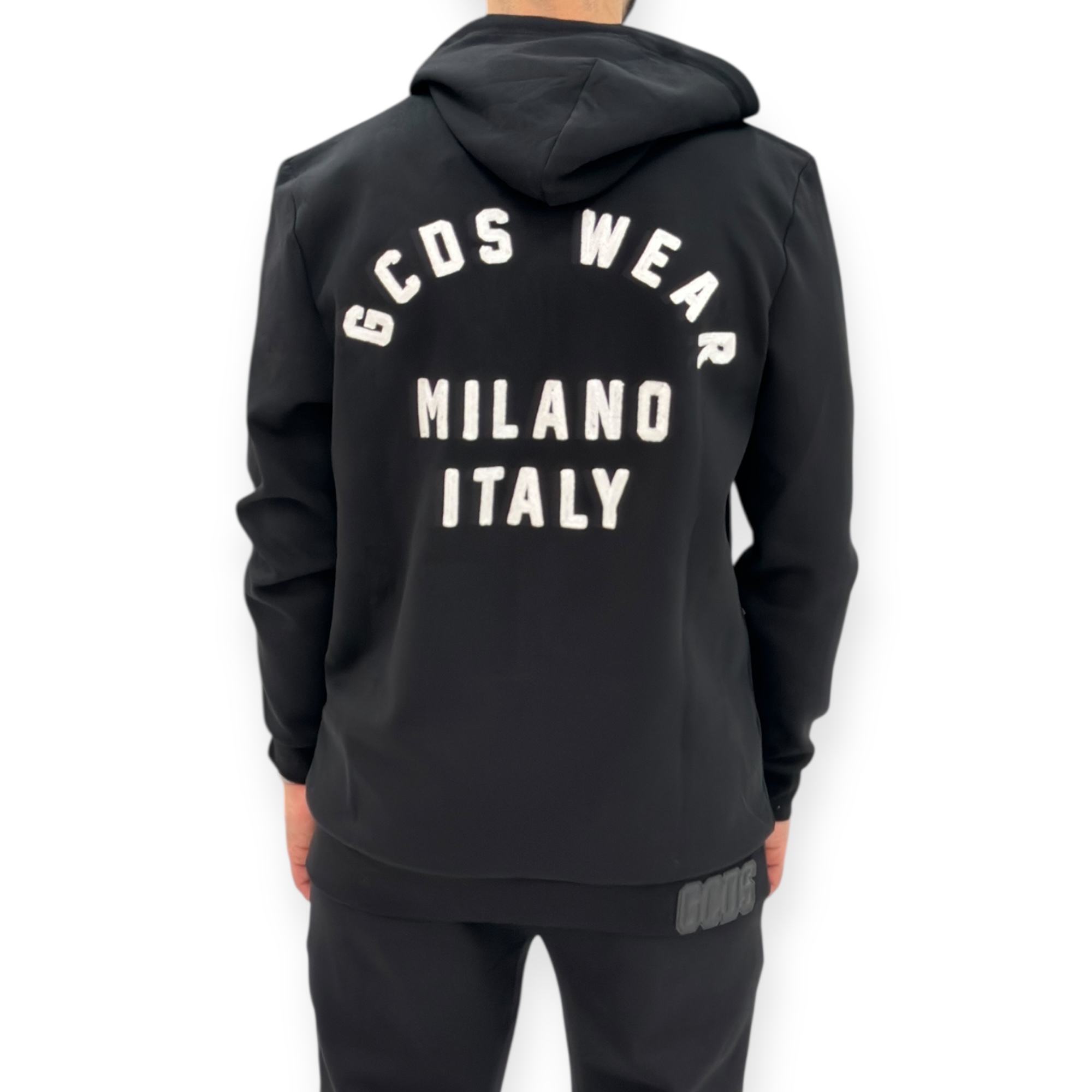 חליפה GCDS SUIT