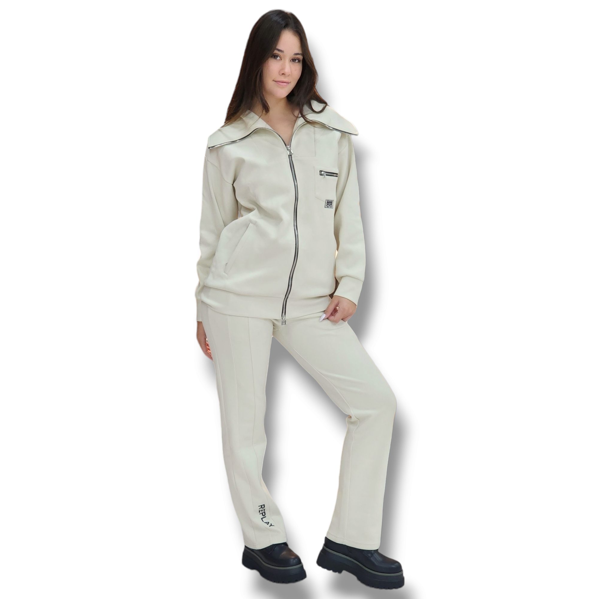 חליפה REPLAY PhotoRoom-20231117_093914_1