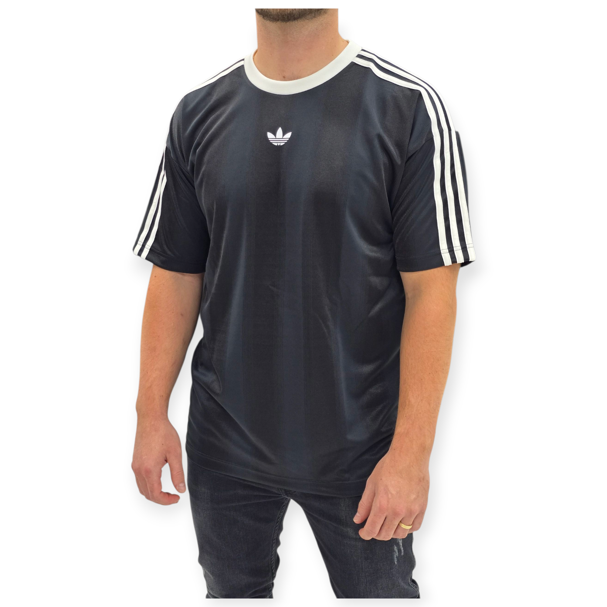 חולצה ADIDAS JACQUARD JERSEY TEE חולצה ADIDAS JACQUARD JERSEY TEE