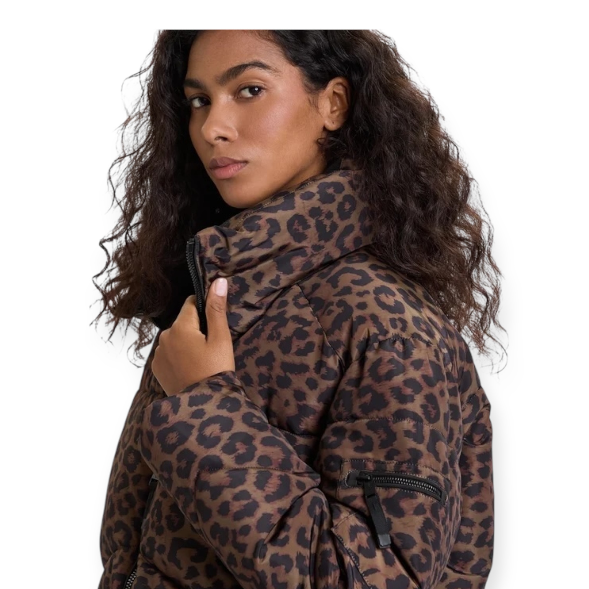 מעיל GUESS MARTINA CROP PUFFA מעיל GUESS MARTINA CROP PUFFA