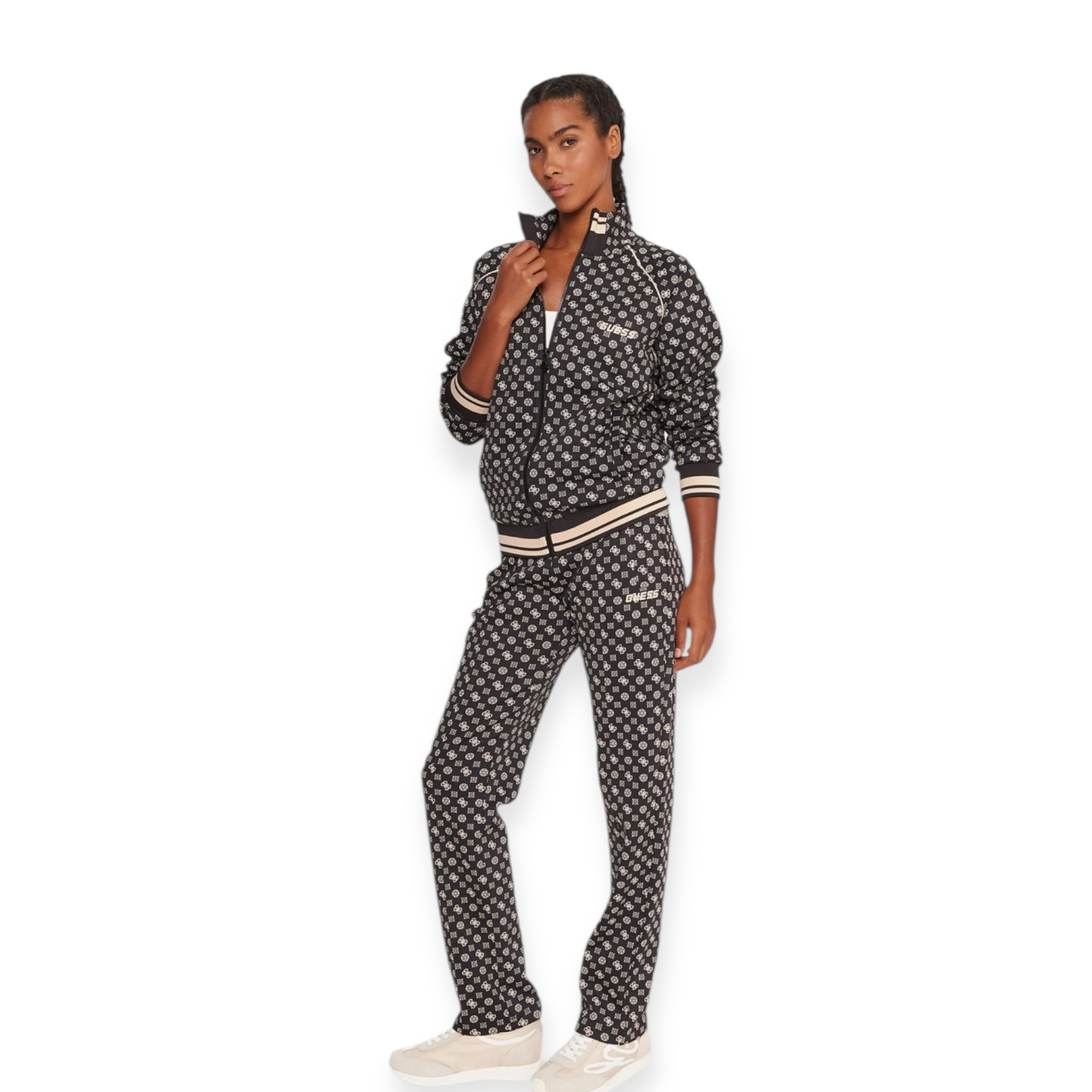 חליפה GUESS AGGIE SET חליפה GUESS AGGIE SET