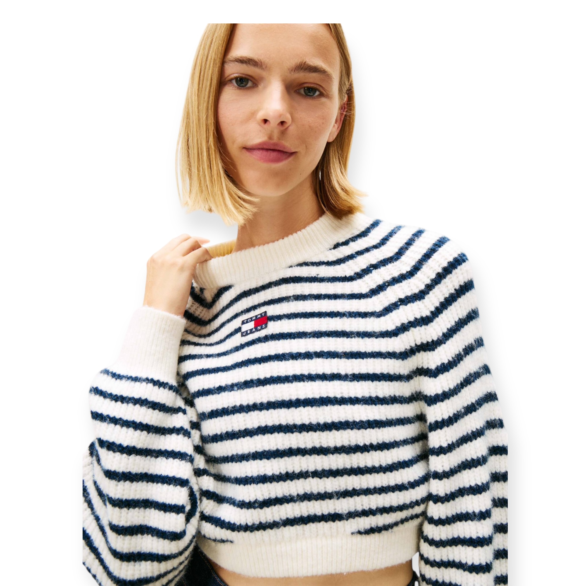 חולצה TOMMY HILFIGER CROP BADGE SWEATHER חולצה TOMMY HILFIGER CROP BADGE SWEATHER