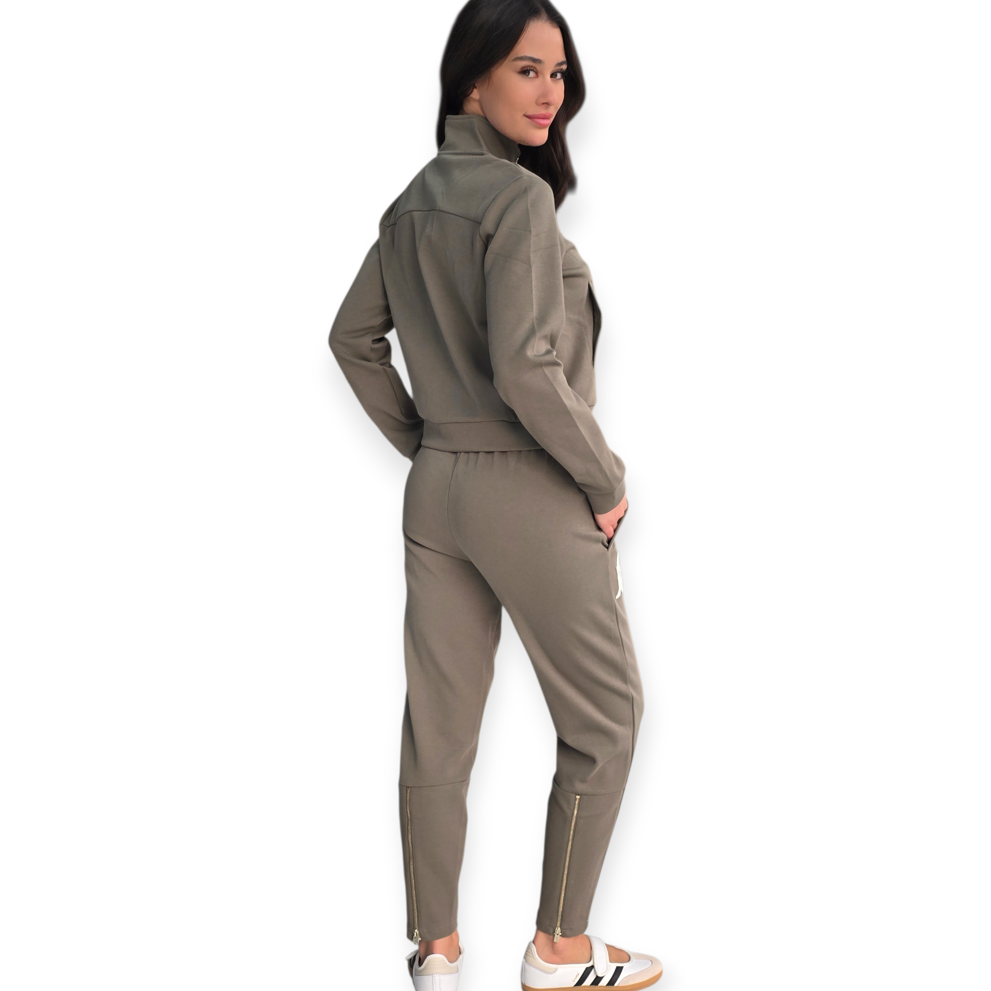 חליפה STEVE MADDEN INTERLOCK MEI SET